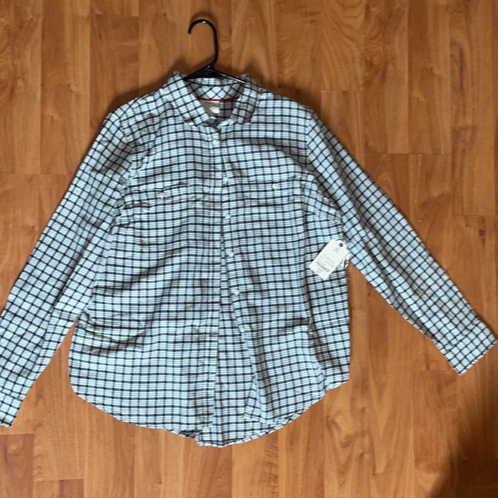 Long sleeve button up black and white checker Classic Shirt!